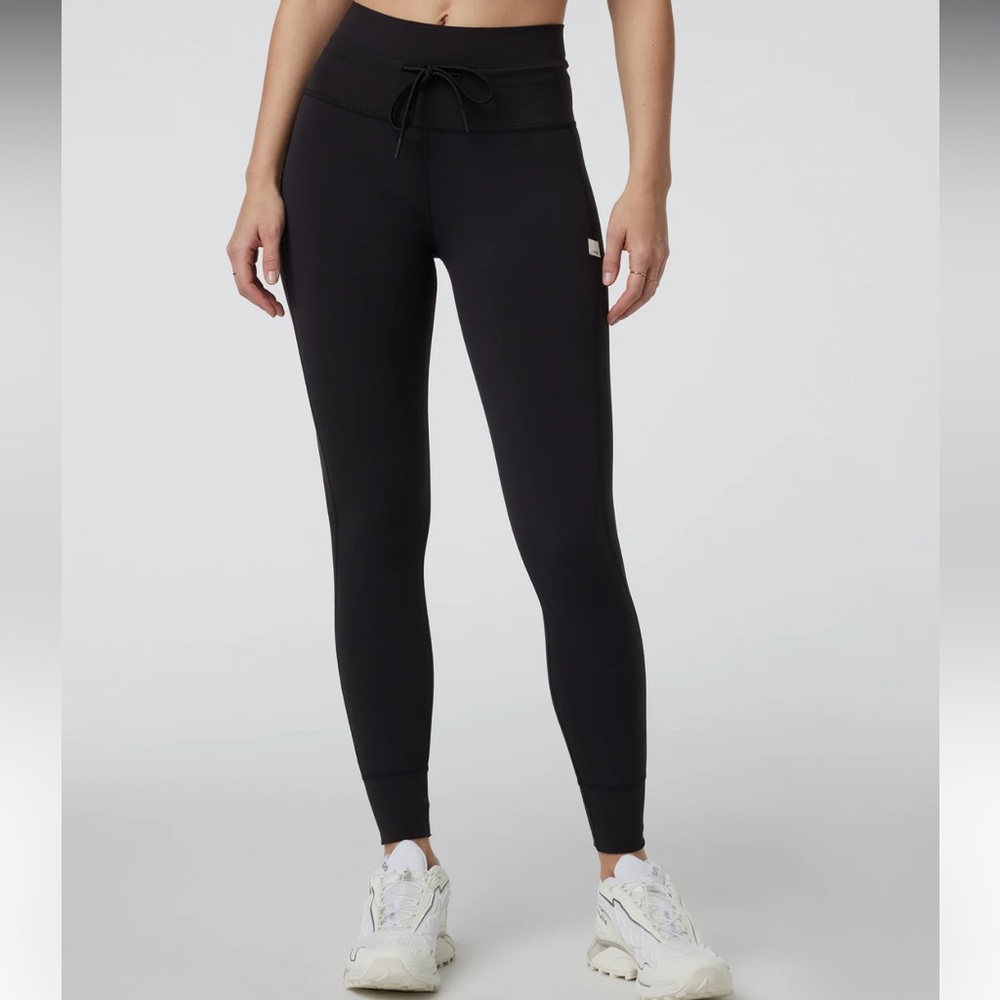 Vuori Daily Legging in Black
